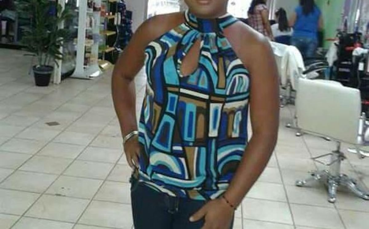 Reaccionan. Iba a enseñar vestido de mujer en escuela primaria en David