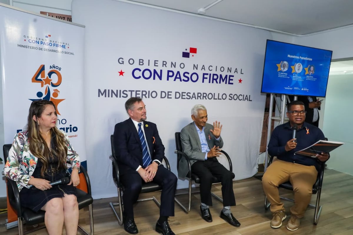 ¿Y SI EL PRIMER TRABAJO EMPIEZA EN LA ESCUELA? Padrino Empresario cumple 40 años