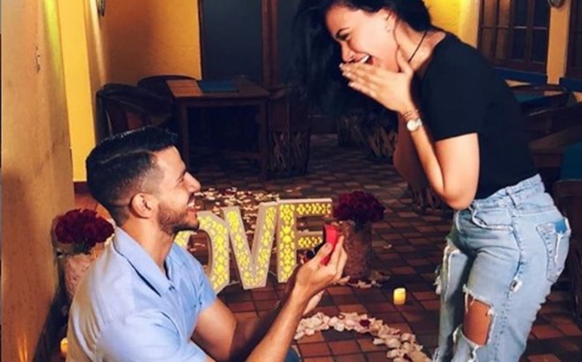 Se casa una Miss, se le hizo la oferta en pleno Black Friday | Video