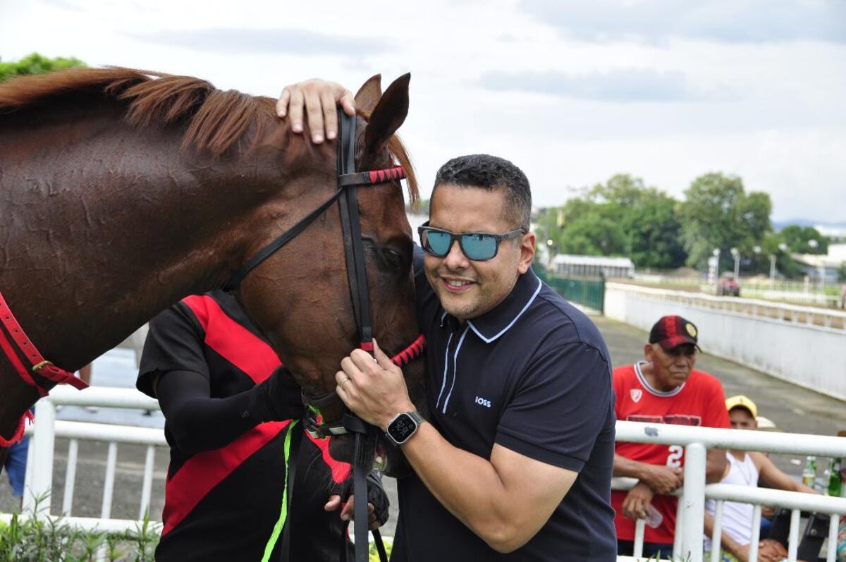‘Takao’ arrasa con marca de 60 años en el Hipódromo Remón