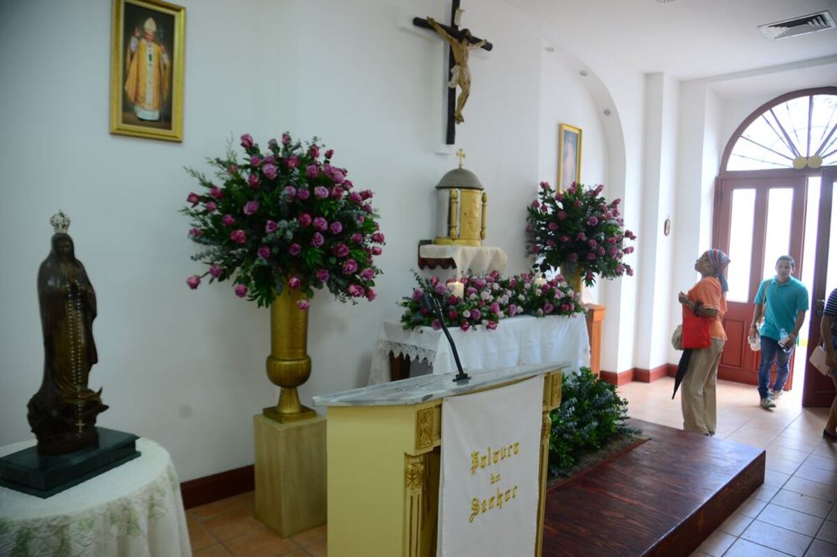 FOTOS | Conozca la íntima capilla a la que asiste la pareja presidencial