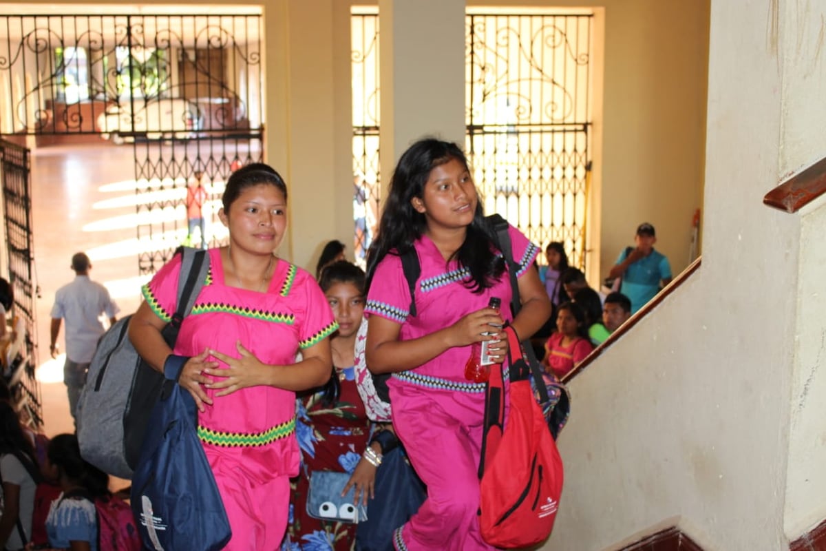 Capacitación intensiva para estudiantes ngäbes