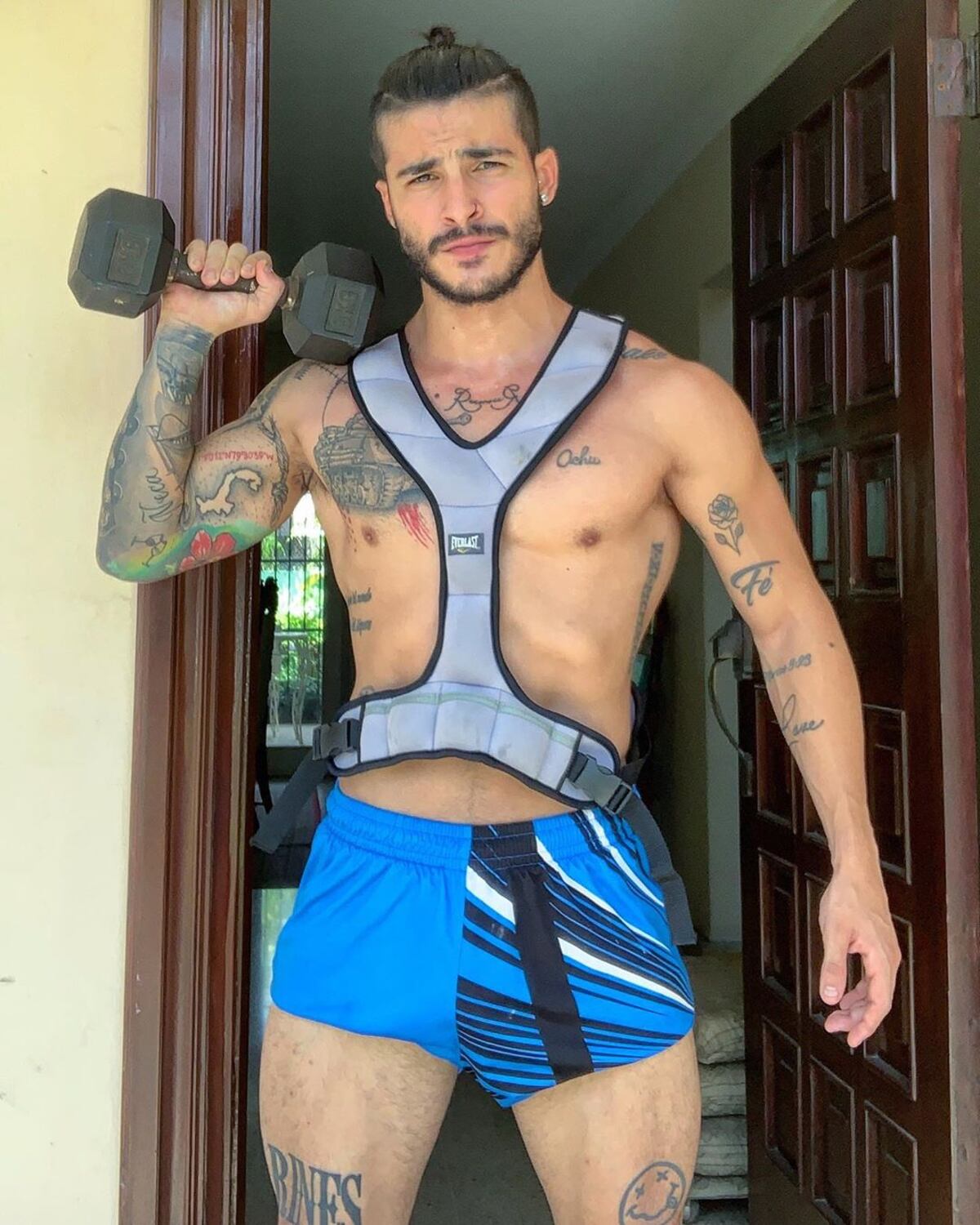 El ex ‘Esto es Guerra’, Joako vuelve a la música como solista con explosivo tema +Video