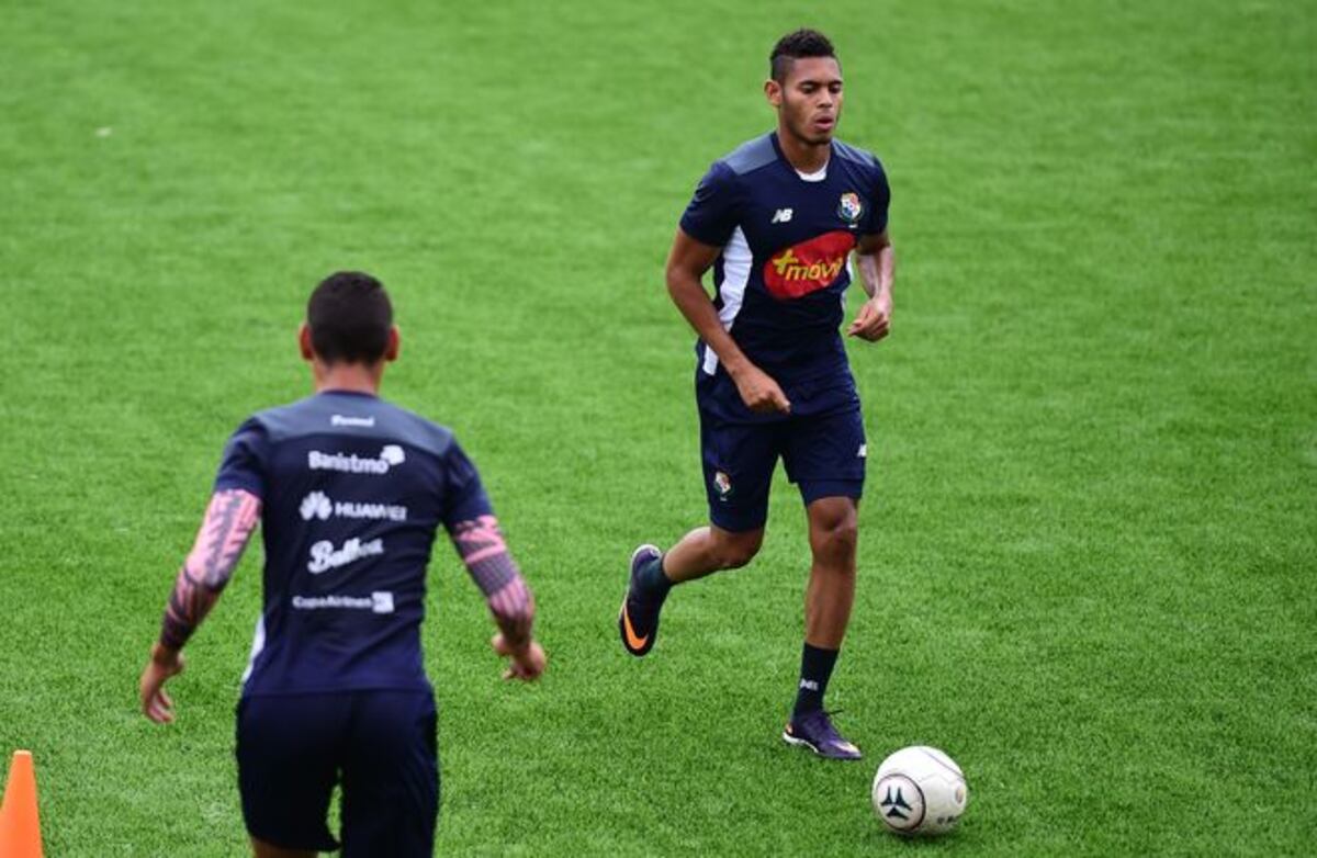 El 'Bolillo' Gómez  llevará a los viejitos, a Ismael y los quiere livianos