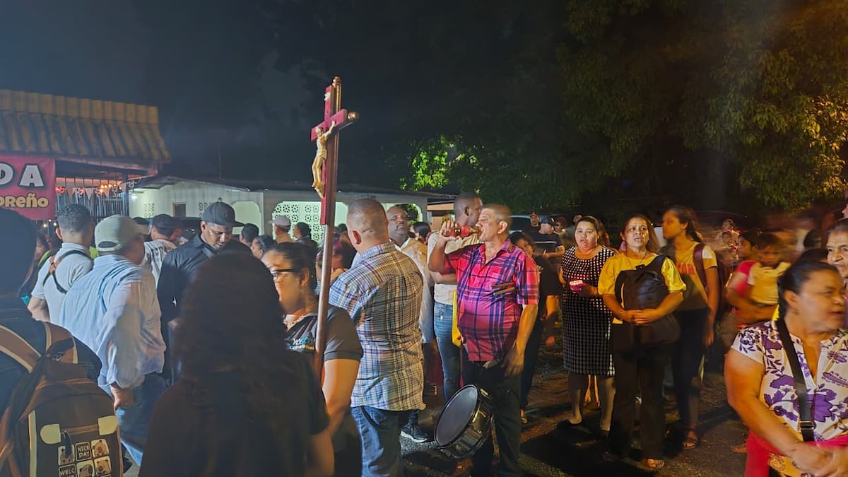 Testimonios de Fe: historias de Jesús Nazareno que mantienen viva la devoción en Cabra