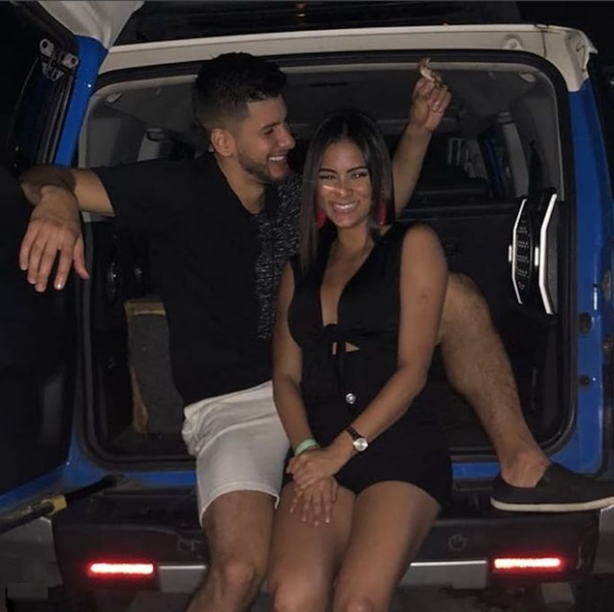 La presentadora Marilú de Icaza y jugador de basquet se ponen cariñosos en redes