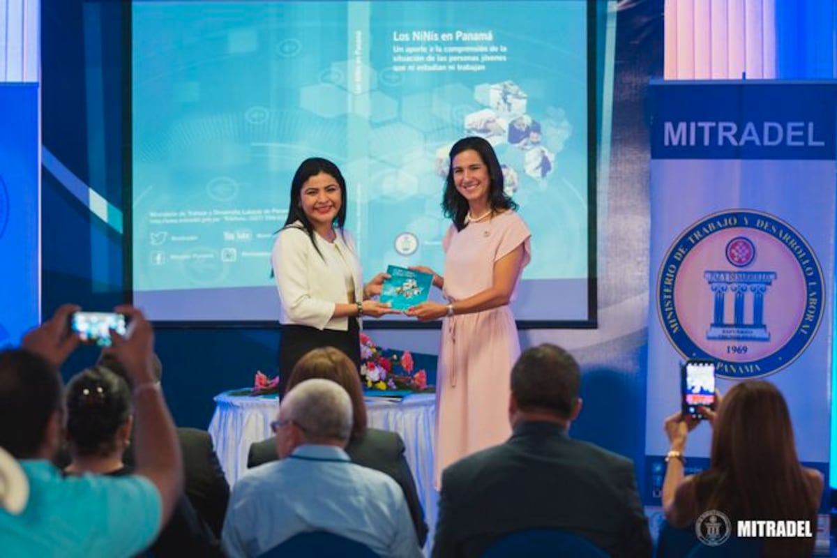 Panamá presentó informe sobre situación de jóvenes que ni estudian ni trabajan 