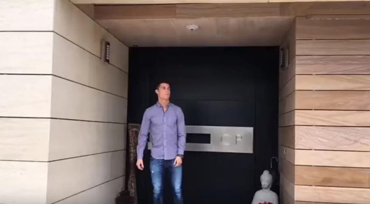 Cristiano Ronaldo pone en venta su 'mansión' en Madrid y compra otra en Turín