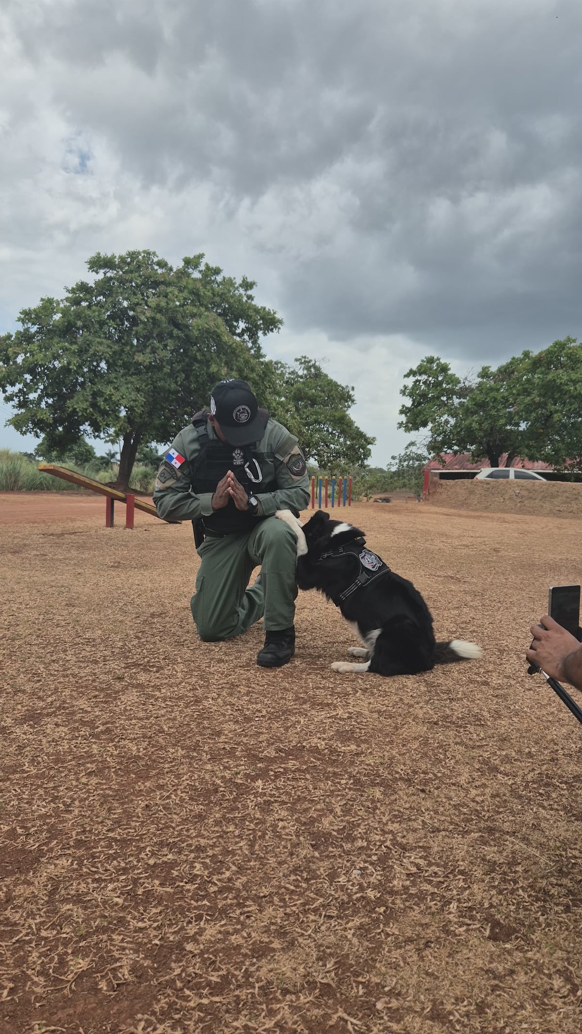 Ellos también sienten: el Día del Policía más humano y sin coraza
