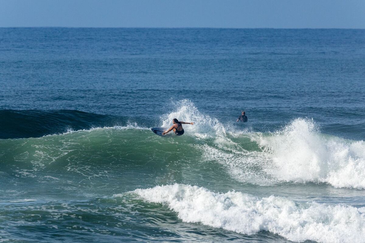 Panamá surfea con seis guerreros rumbo a los Mundiales en El Salvador