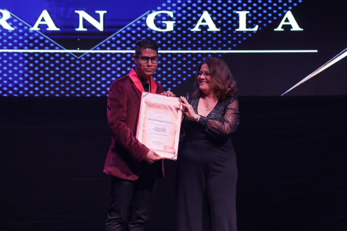 Literatura, música y artes visuales brillan en la Gran Gala 2025