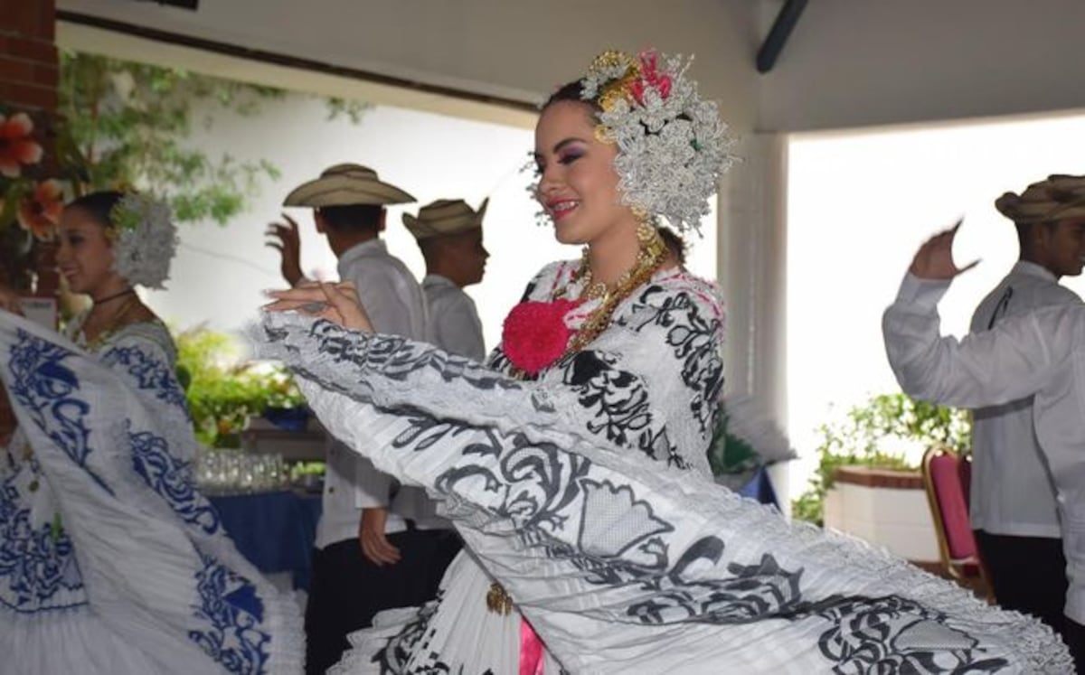 Todo listo para el Festival Internacional Folclórico 