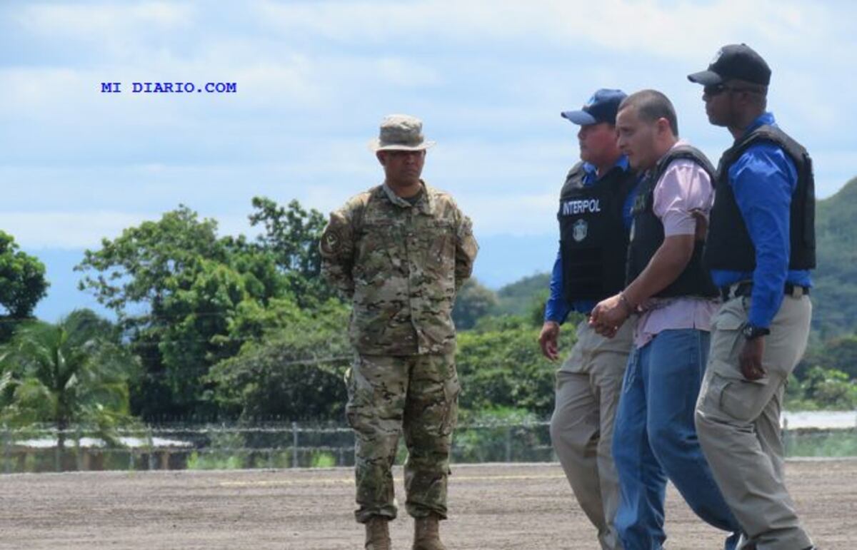 Mirando hacia el cielo llegó Roberto Moreno presunto asesino de Diosila Martínez
