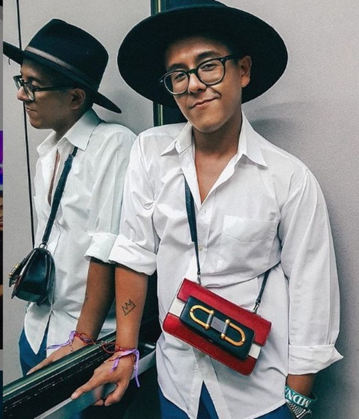 'Chao que te vi'. Otra cara sale de pantalla. Deja la TV