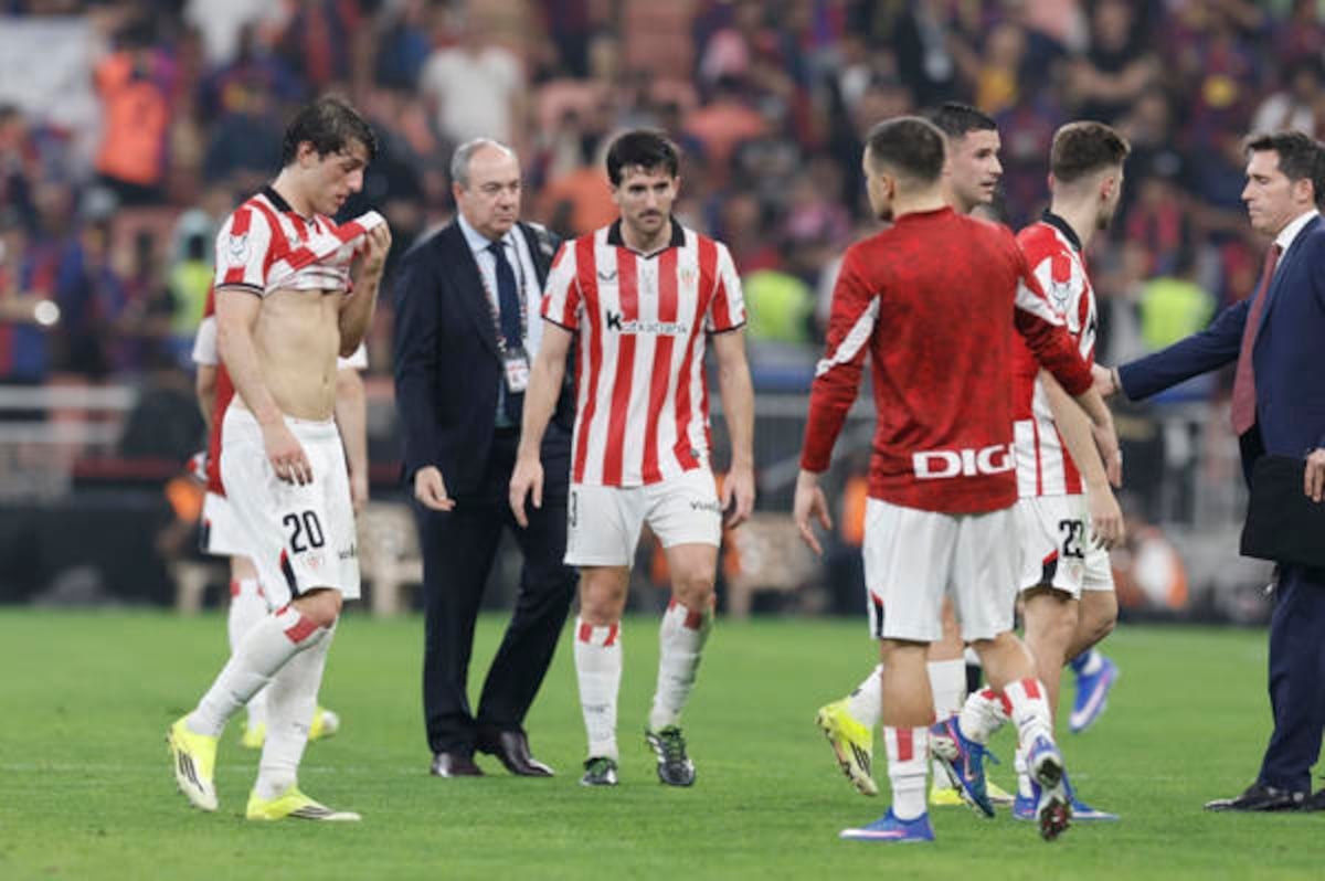 Barcelona arrasa con el Athletic y se mete en la final de la Supercopa