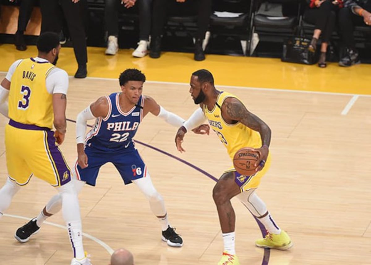 Así anda la NBA, los Lakers caen ante los Sixers y el Jazz posee el mejor récord de la liga