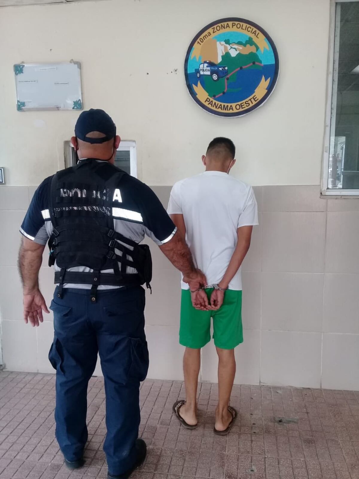 Qué locura. Rompieron la cuarentena absoluta y andaban con chalecos antibalas por Arraiján. Los atrapan