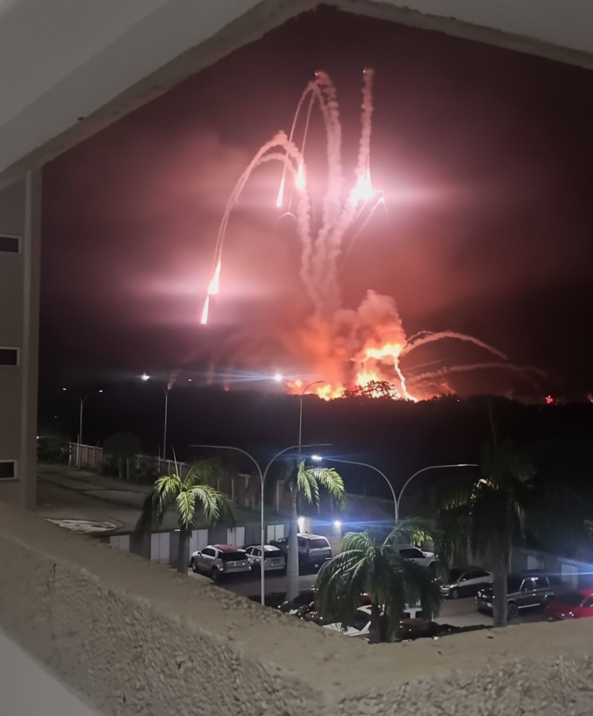 ¡Se armó la grande en Caracas! Explosiones retumbaron la capital venezolana