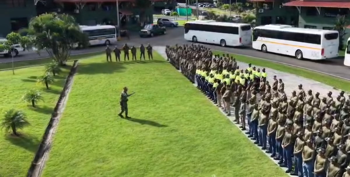 Senafront moviliza a 400 unidades y los demás estamentos de seguridad activan operativo de asistencia tras el sismo
