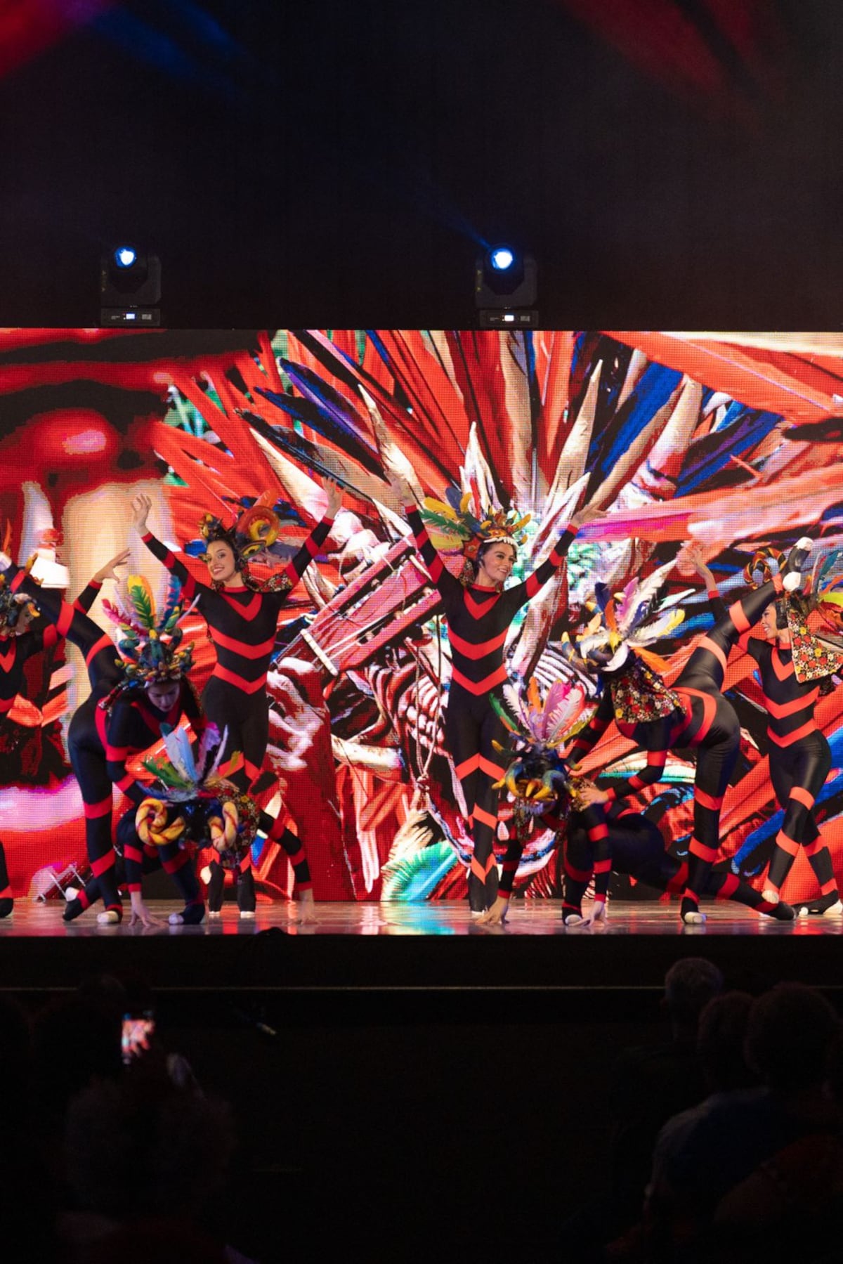 Ballet Nacional lleva el folclore panameño al escenario con ritmo y elegancia