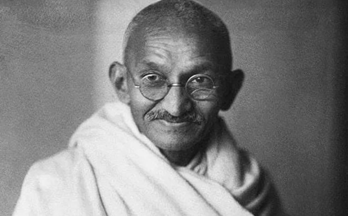Al borde del escándalo: 8 hábitos sexuales del líder espiritual Mahatma Gandhi 