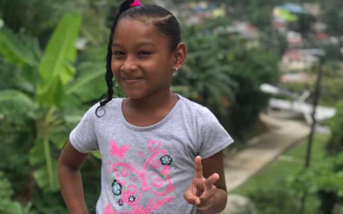 11 Meses sin saber de Aderlyn