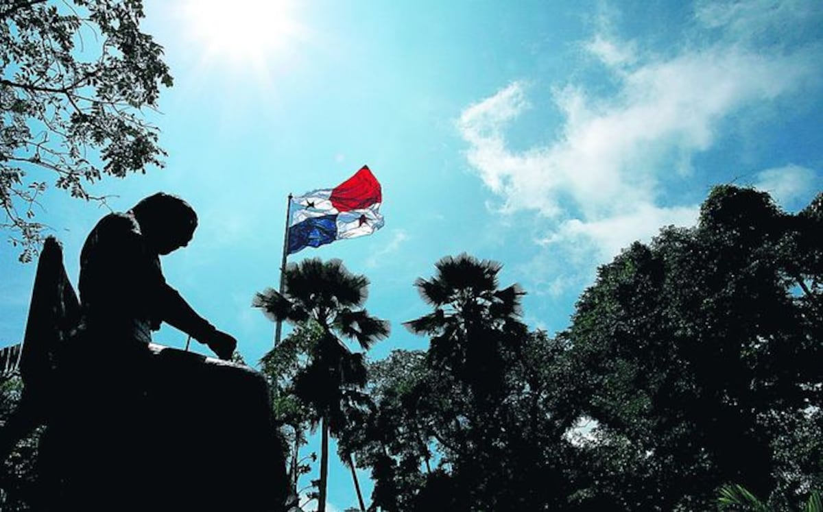 Panamá celebra Año Nuevo con la mira puesta en las elecciones de 2019