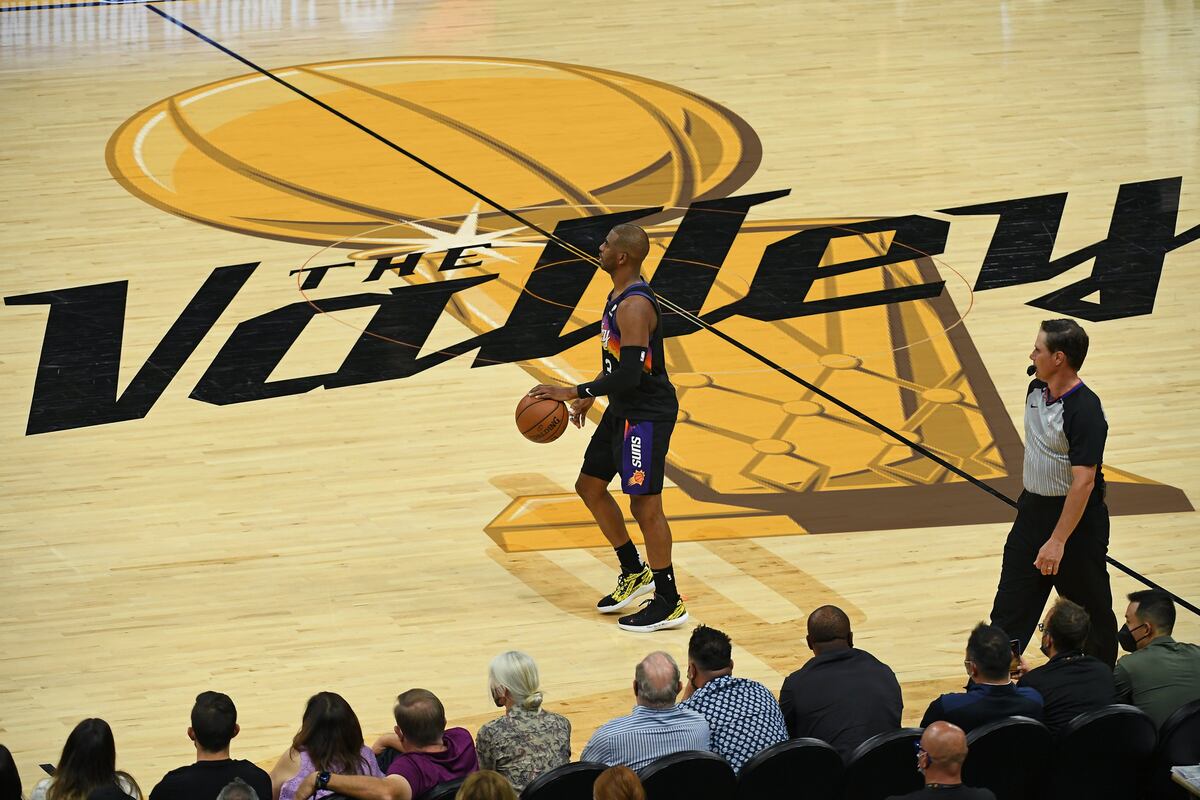 NBA escucha a los fans: El Logo del Trofeo Larry O’Brien Regresa a la Cancha en las Finales