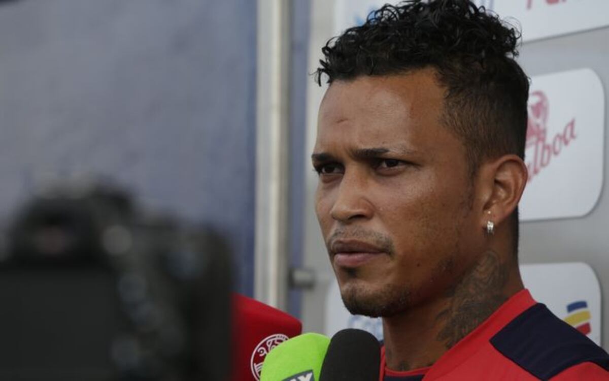 VIDEO. Tía de Amílcar Henríquez pide que dejen a su sobrino en paz