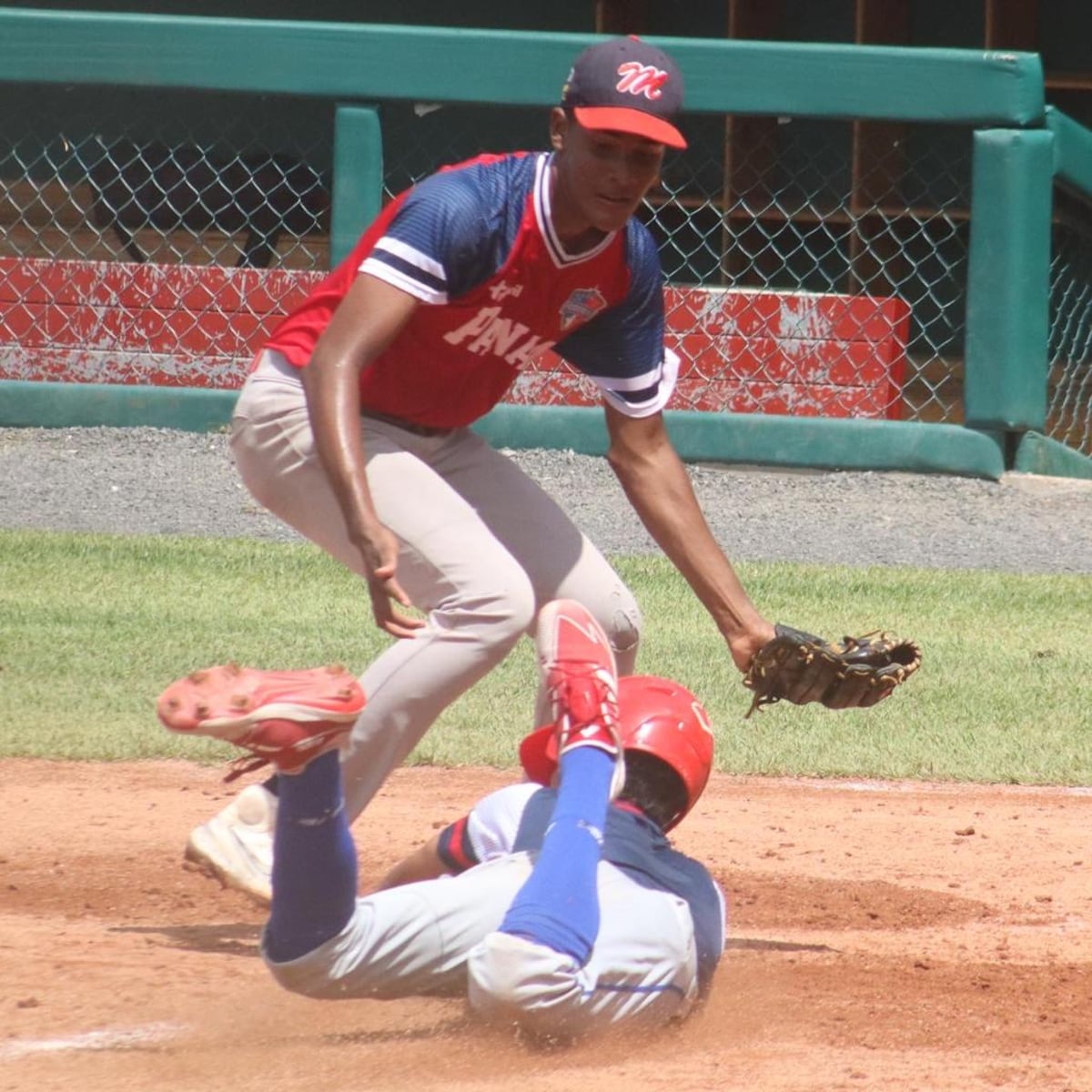 De León: ‘Seguimos trabajando, es apenas el primer paso de lo que viene con el equipo’