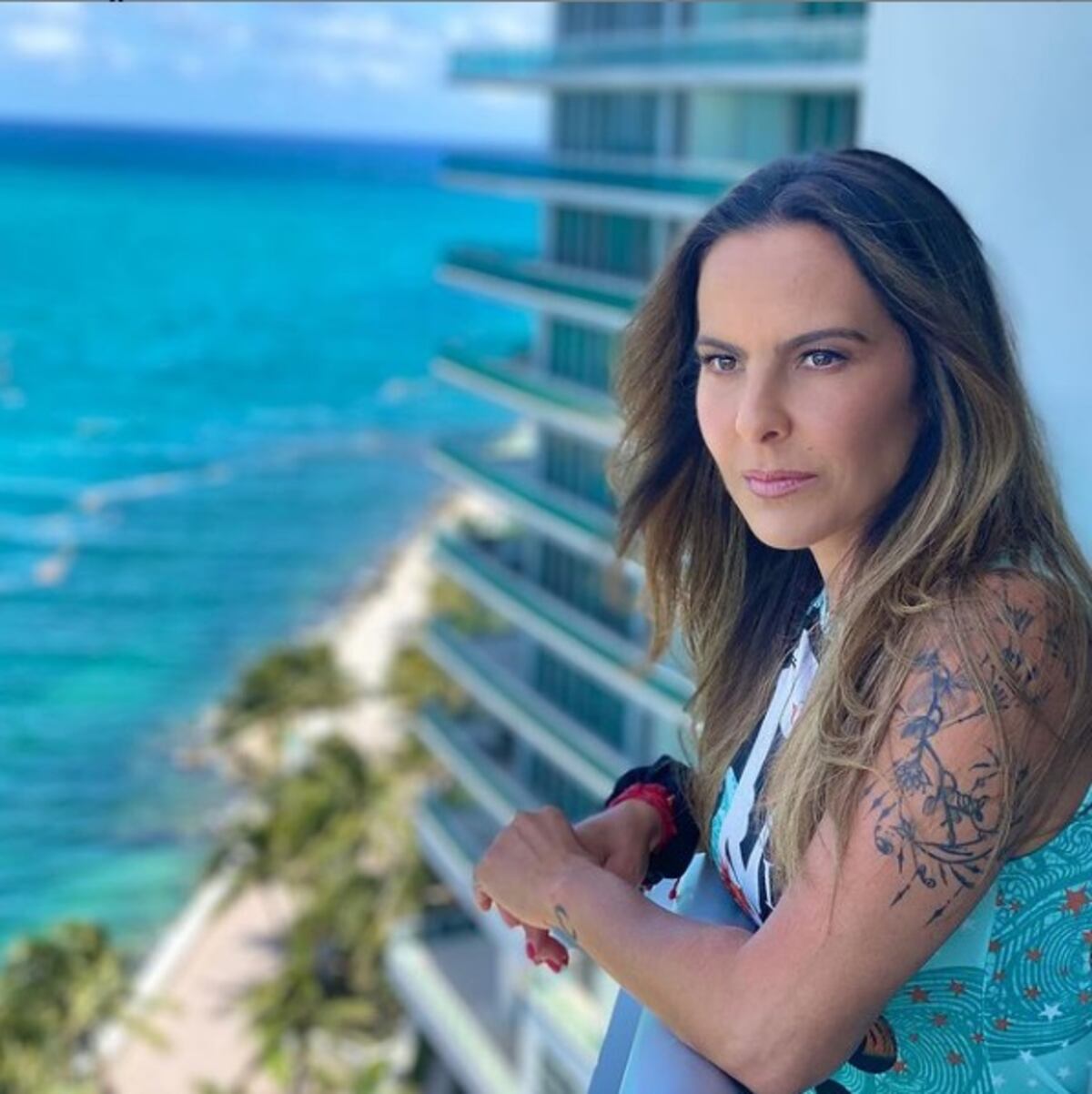 Kate del Castillo duerme con una pistola desde el escándalo con el narcotraficante ‘El Chapo’ Guzmán