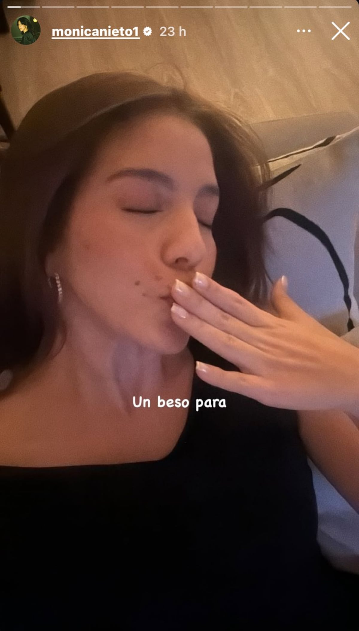 ¡Bochinche encendido!: Mónica Nieto calla a hater y de paso aclara el chisme de su ‘boda secreta’