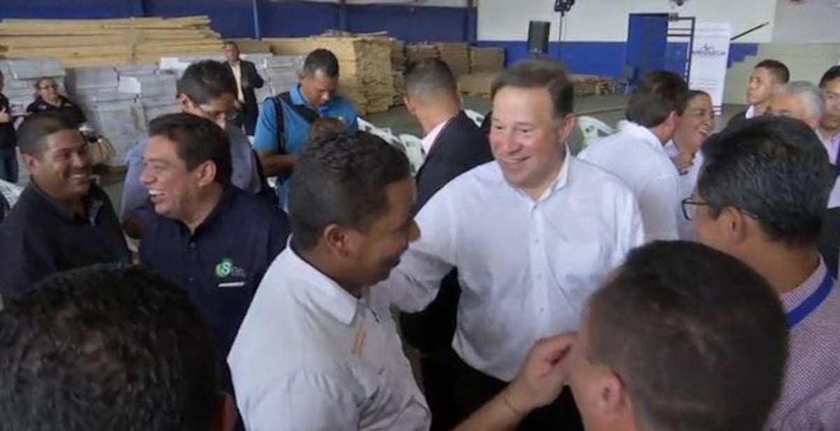 ¡SANTO! Varela bromea sobre sexualidad de reportero de TV. Este le responde