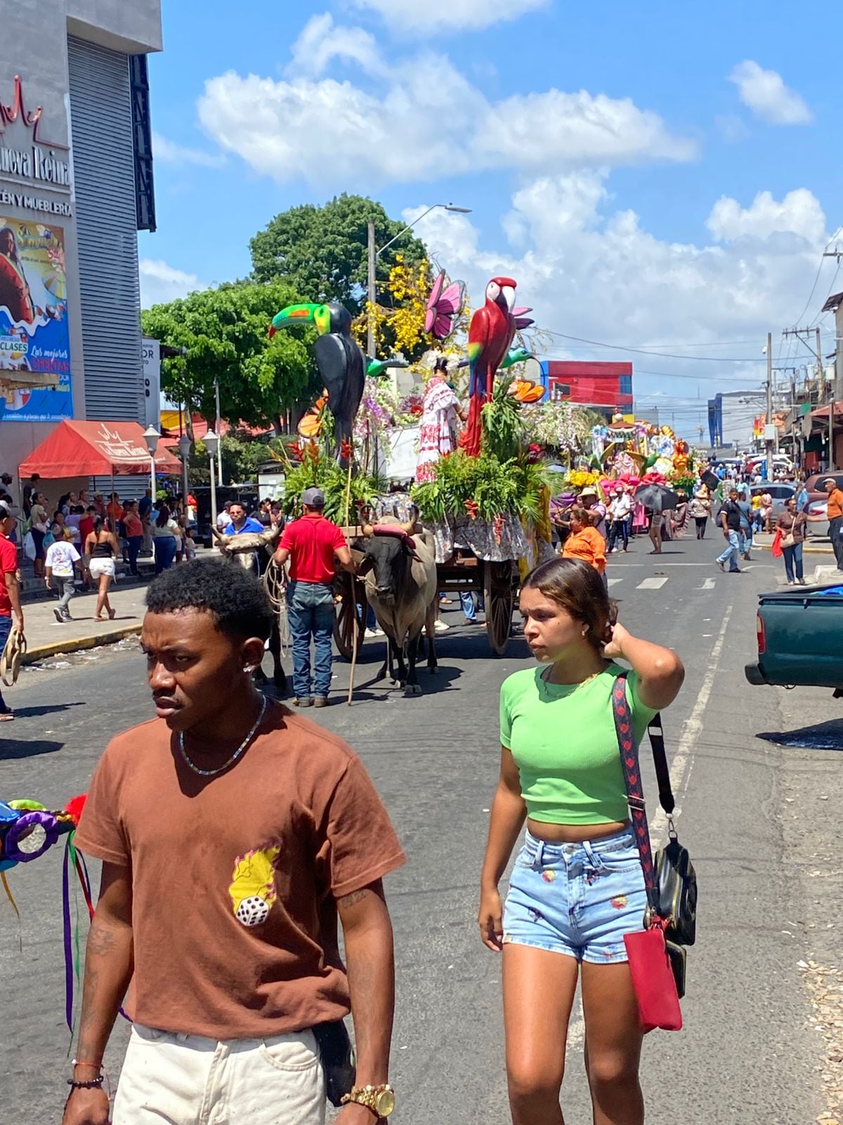 Panamá Oeste baila cumbia y cierra el XIX Festival Nacional Chorrerana con el desfile folclórico