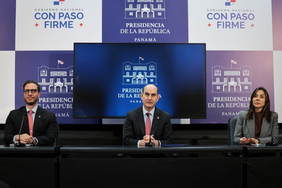 MEF reajusta presupuesto y da prioridad a salud, escuelas y productores