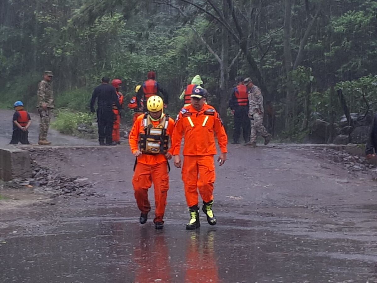 VIDEOS Y FOTOS. Si sigue lloviendo varios puntos de Chiriquí estarán en peligro