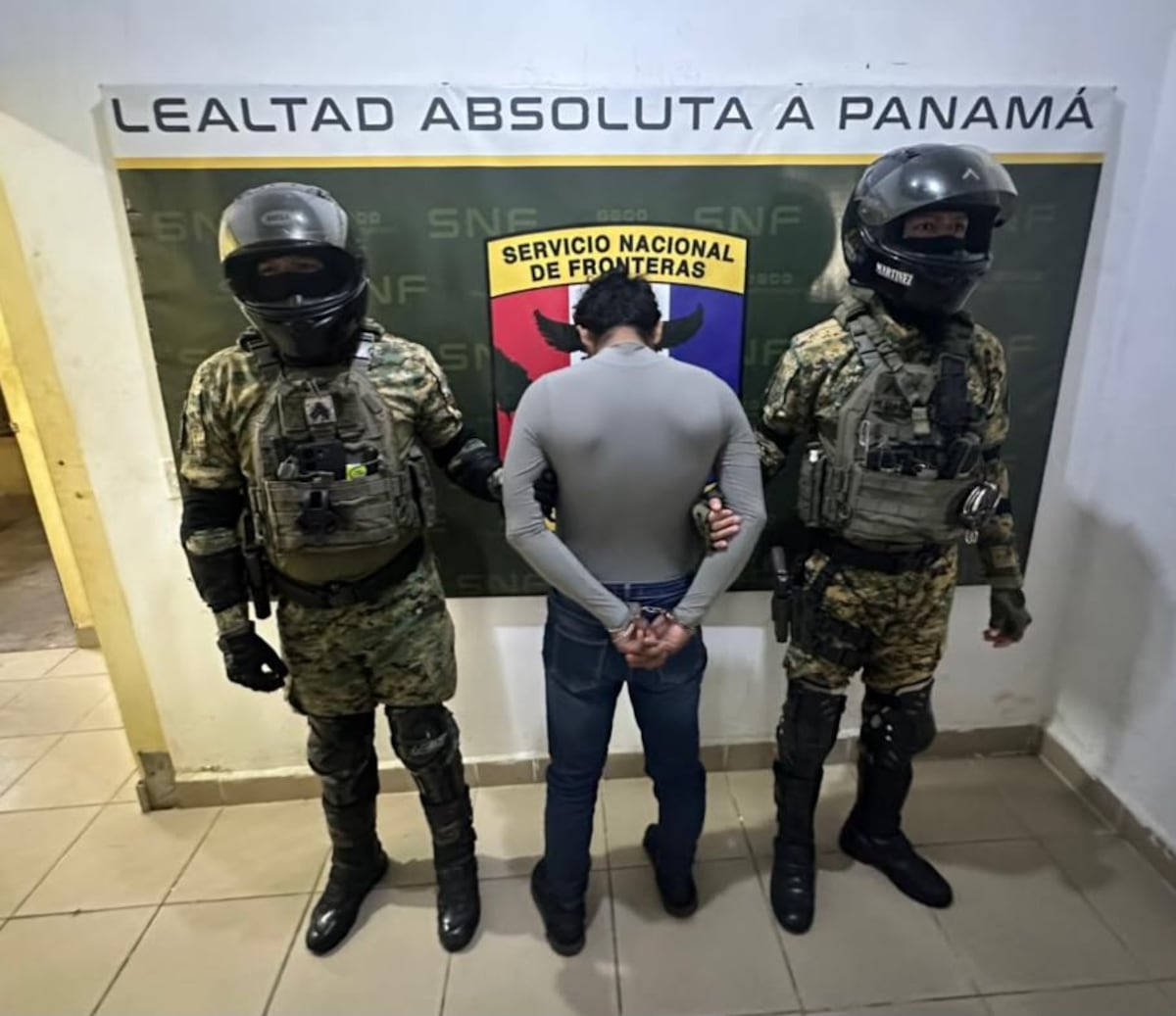 Senafront sorprende a dos: uno andaba con arma ilegal y otro era requerido por la justicia