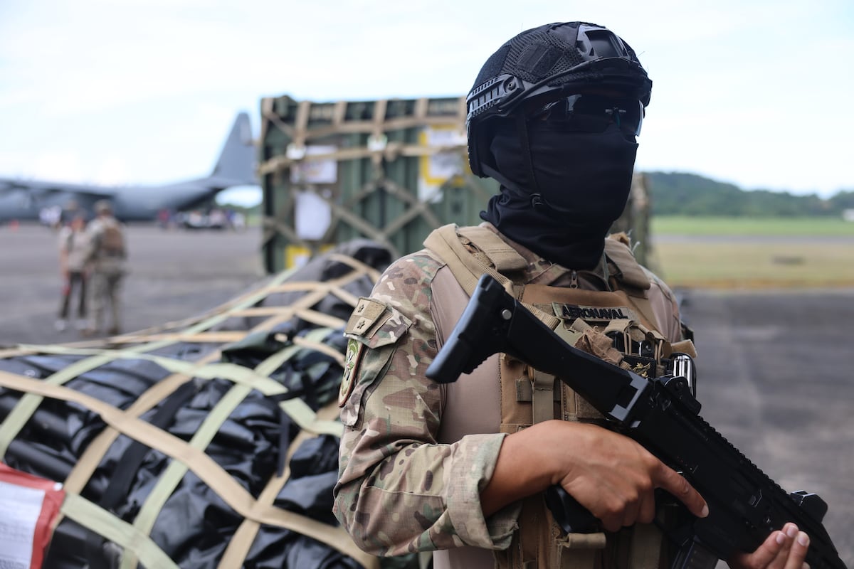 Avión militar de EE.UU. llega a Panamá con equipo ‘secreto’ para entrenamientos en la selva