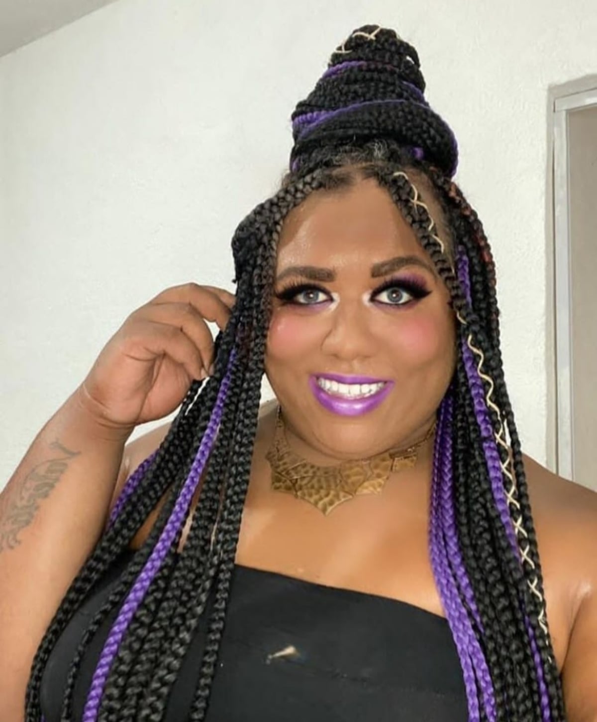 Quiso retar a la covid-19 pero murió en el intento. La reina brasileña del parking sucumbe de un virus que ella dijo que no existía