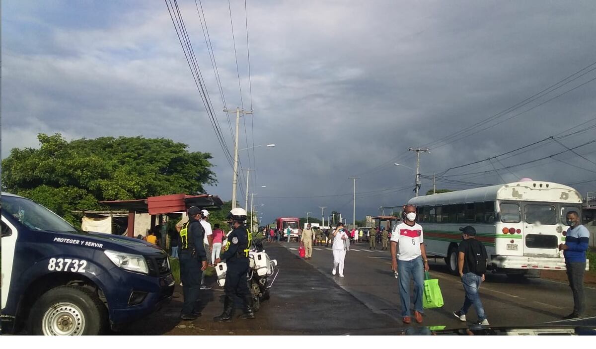 Fonderos se toman las calles en Los Santos. Piden apoyo al Gobierno