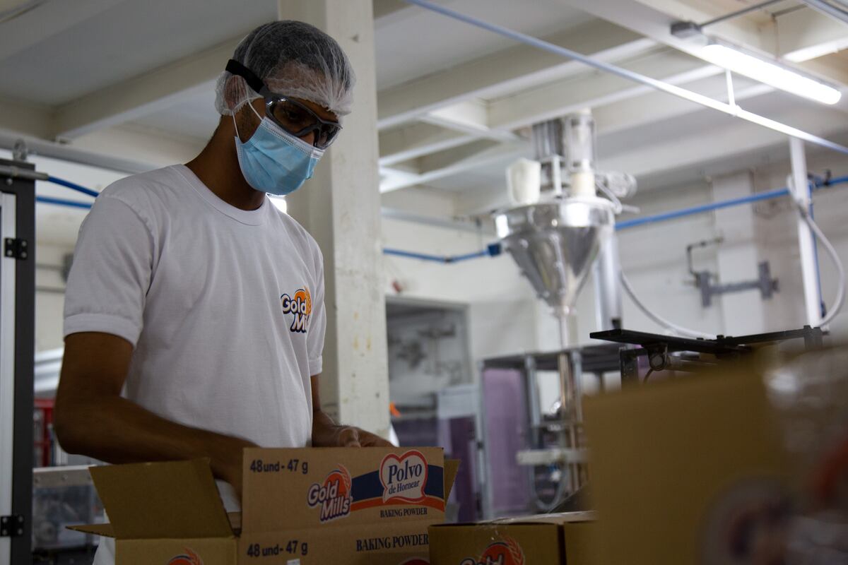 Minsa autoriza el retorno de hasta el 100% de los trabajadores del sector privado