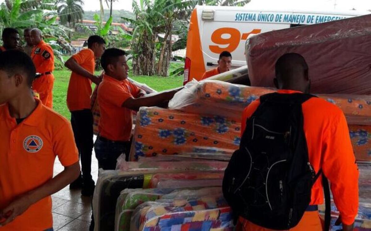 ¡ENTREGAN ASISTENCIA HUMANITARIA! A 272 familias de las costas de Colón