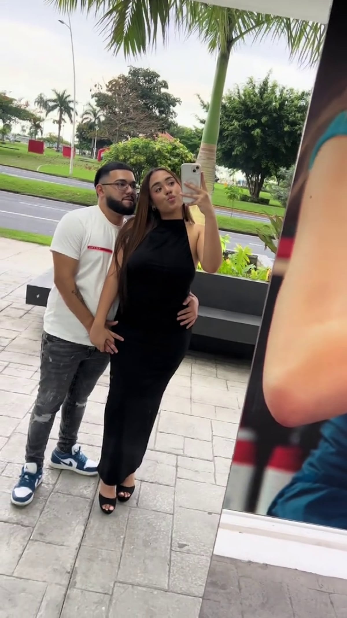 Helencita rompe el silencio: ‘Él ha pasado por envima de mis hijas’.  Luis Lay, de 19 años y padre de las niñas de la influencer Hellencita  está desaparecido junto a su carro