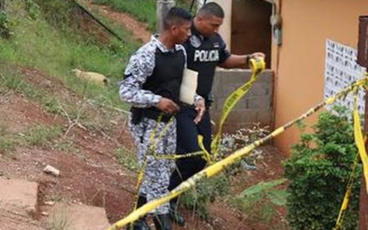 ‘Ex’ priva de libertad y viola a universitaria