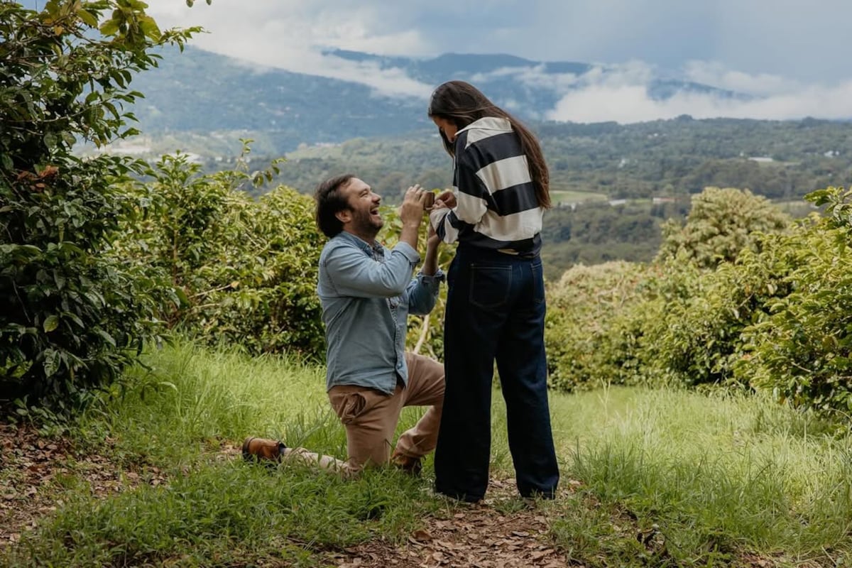 ¡De la Asamblea al altar! Gabriel Silva se compromete con romántico mensaje: ‘No me gusta el café, pero el tuyo me encanta’