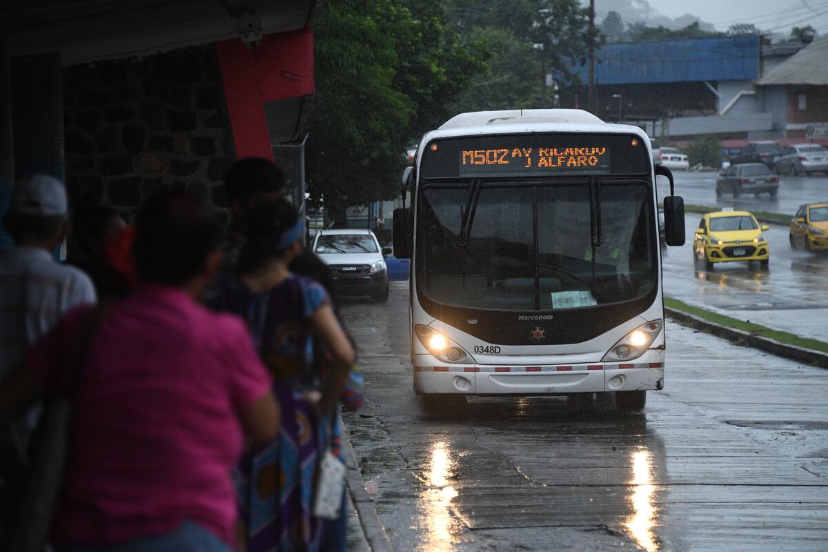 Metro Bus y empresa proveedora de piezas de iniciarán conversaciones para reactivar contrato
