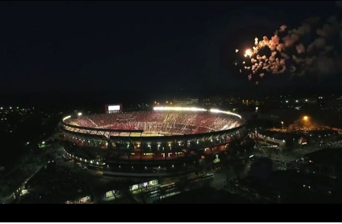 Estas son las alineaciones para el Superclásico argentino de este sábado