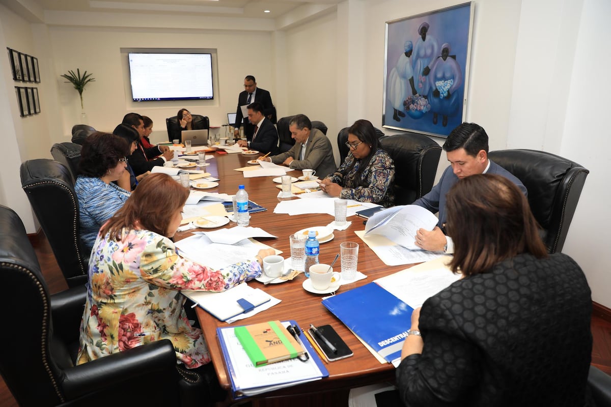 78 Proyectos de impacto social reciben luz verde en la junta directiva de la AND