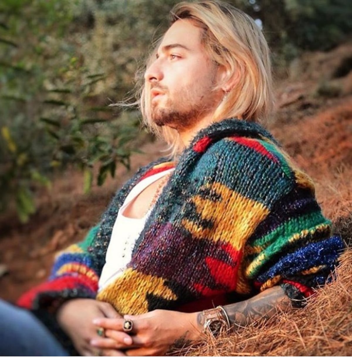 Insisten en su homosexualidad. Ahora dicen que Maluma se casó con un hombre