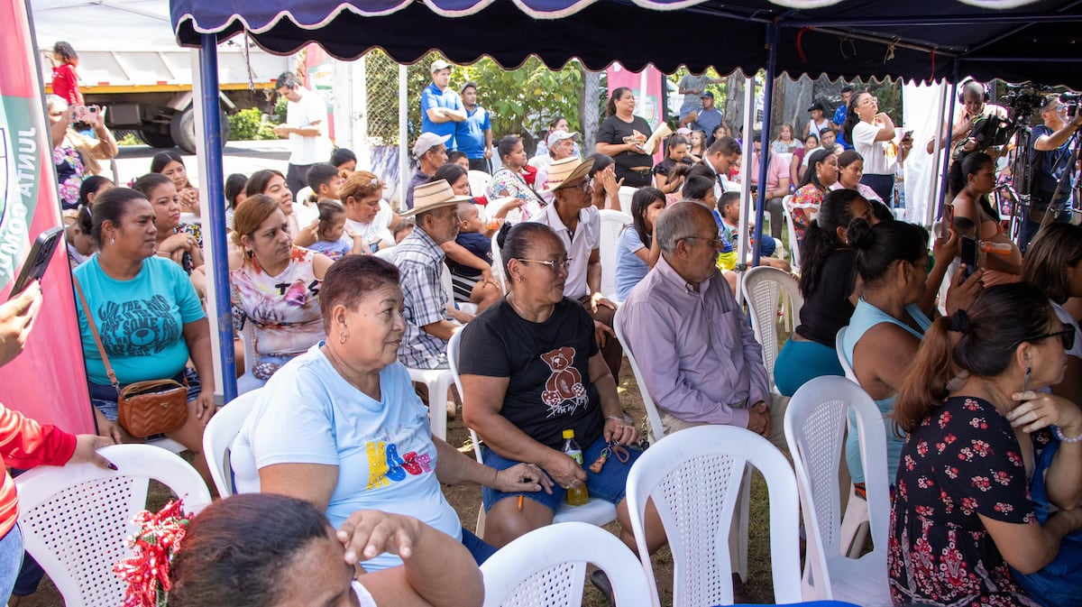 24 sectores reciben obra largamente esperada: aceras nuevas por fin en La 24 de Diciembre